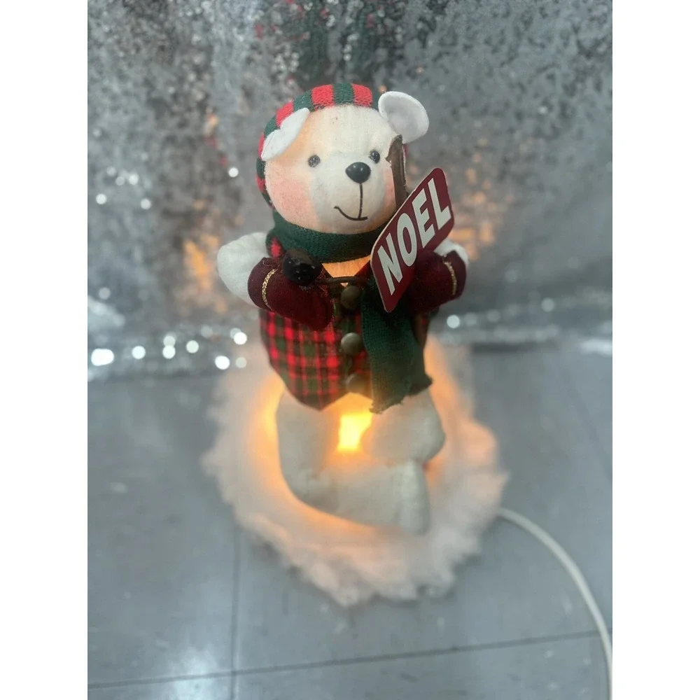 Vintage 1996 Trendmasters Christmas Lighted Snow Bear Winter